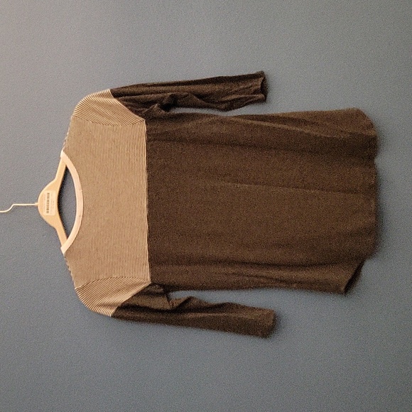 Loveappella Edgewater Knit Top - Picture 5 of 8